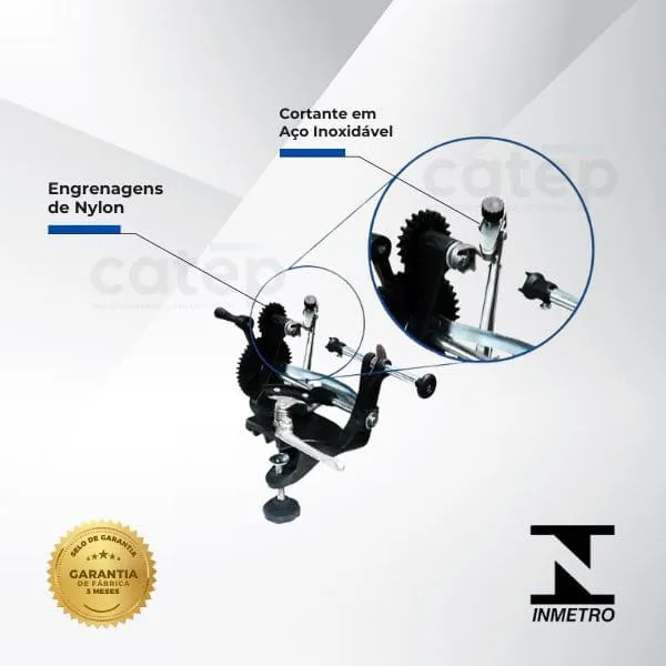 Close no descascador de laranja manual com acabamento premium e materiais de alta qualidade. Loja Catep.